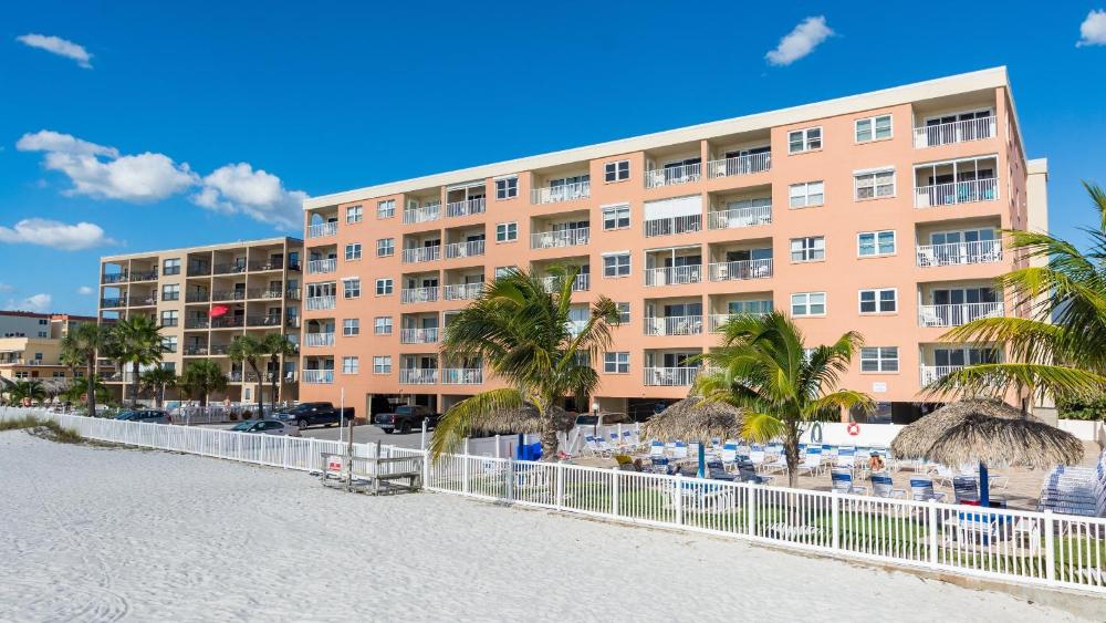 Beach Front Balcony - Beach Place #107